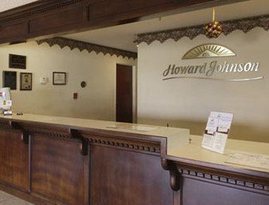 Howard Johnson By Wyndham Iowa La Exterior photo